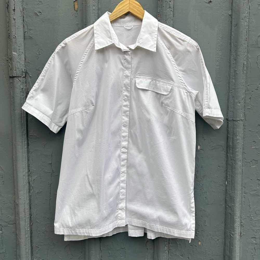 Kit & Ace Short Sleeve Button down, size M